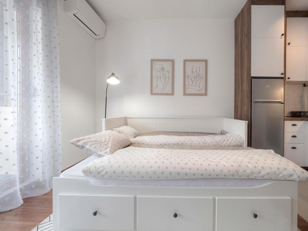 Cozy Studio Apartment Mila ポドゴリツァ エクステリア 写真